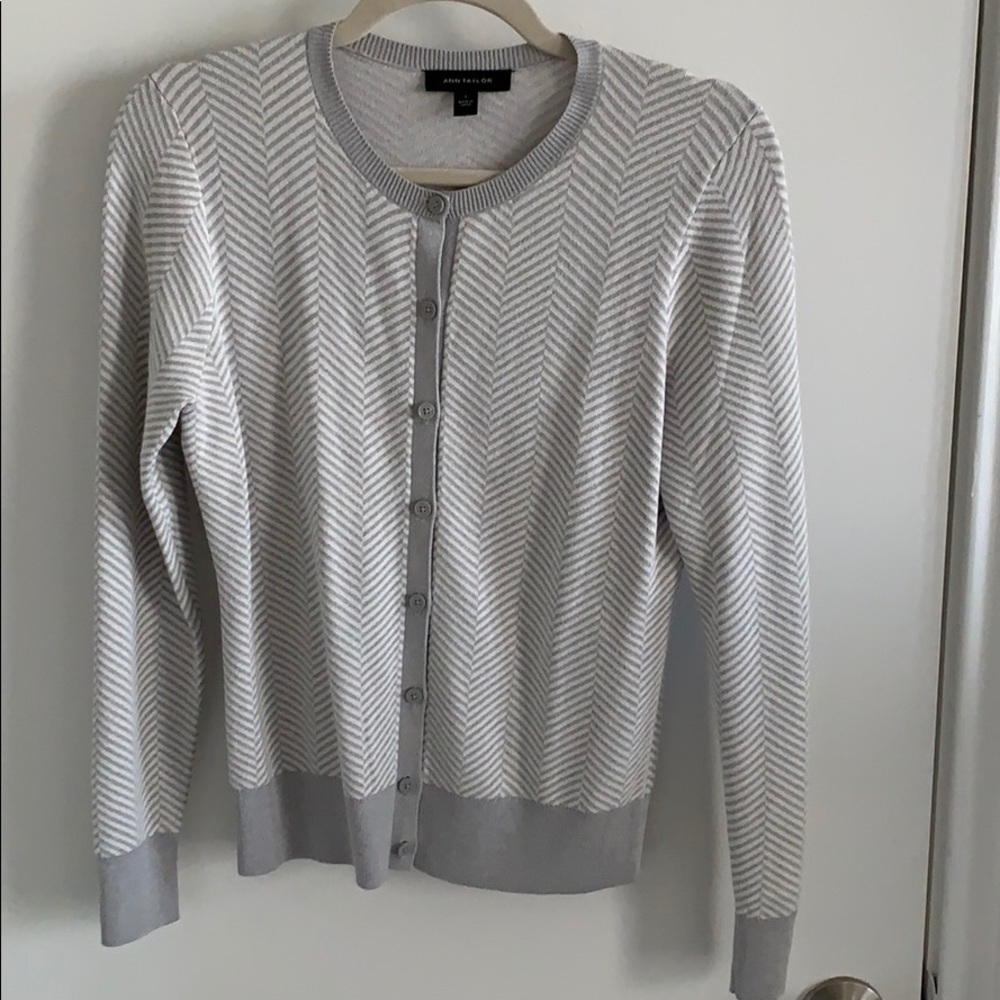 Chevron Print Cardigan